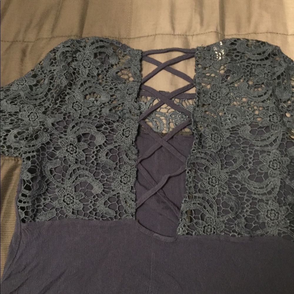 Overmal Top - Picture 2 of 2